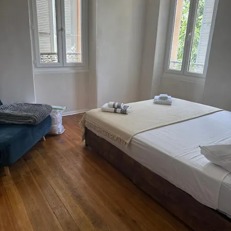 Marcelle Guest house